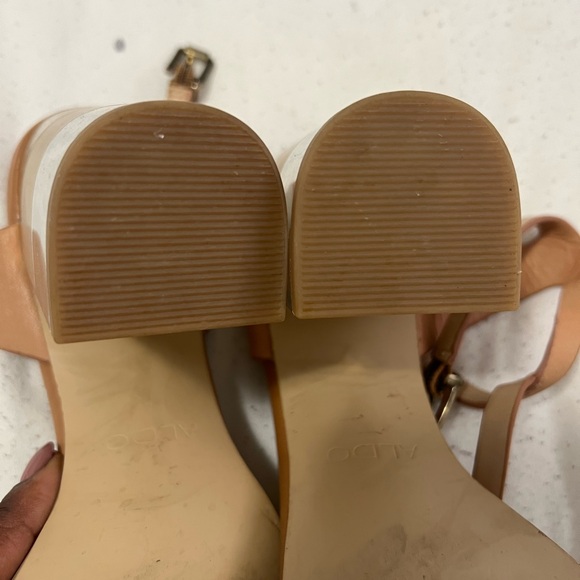 Aldo fully leather Sandals size 8. - Picture 3 of 3